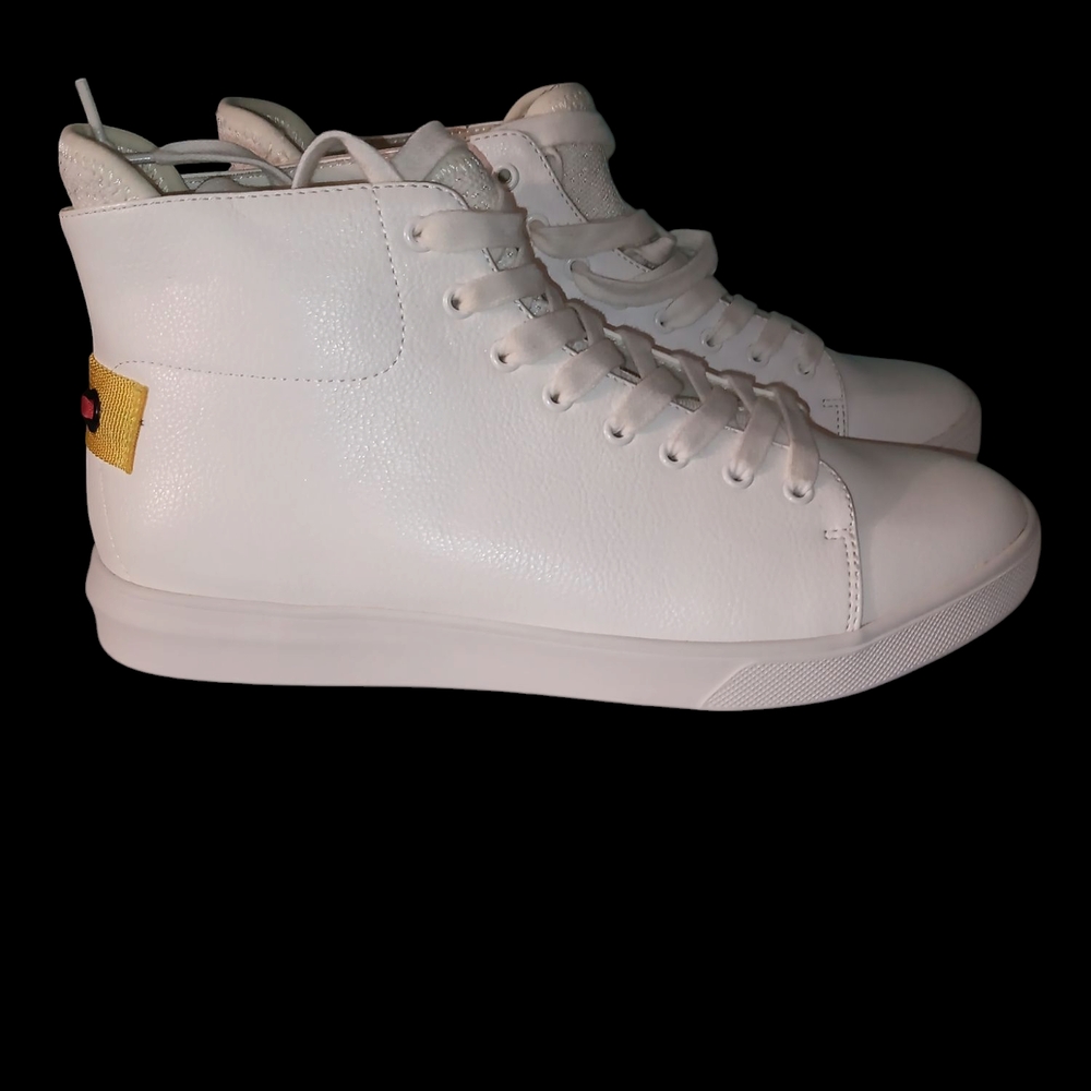 Kingside Williams White High-Top Sneakers with Yellow Accent